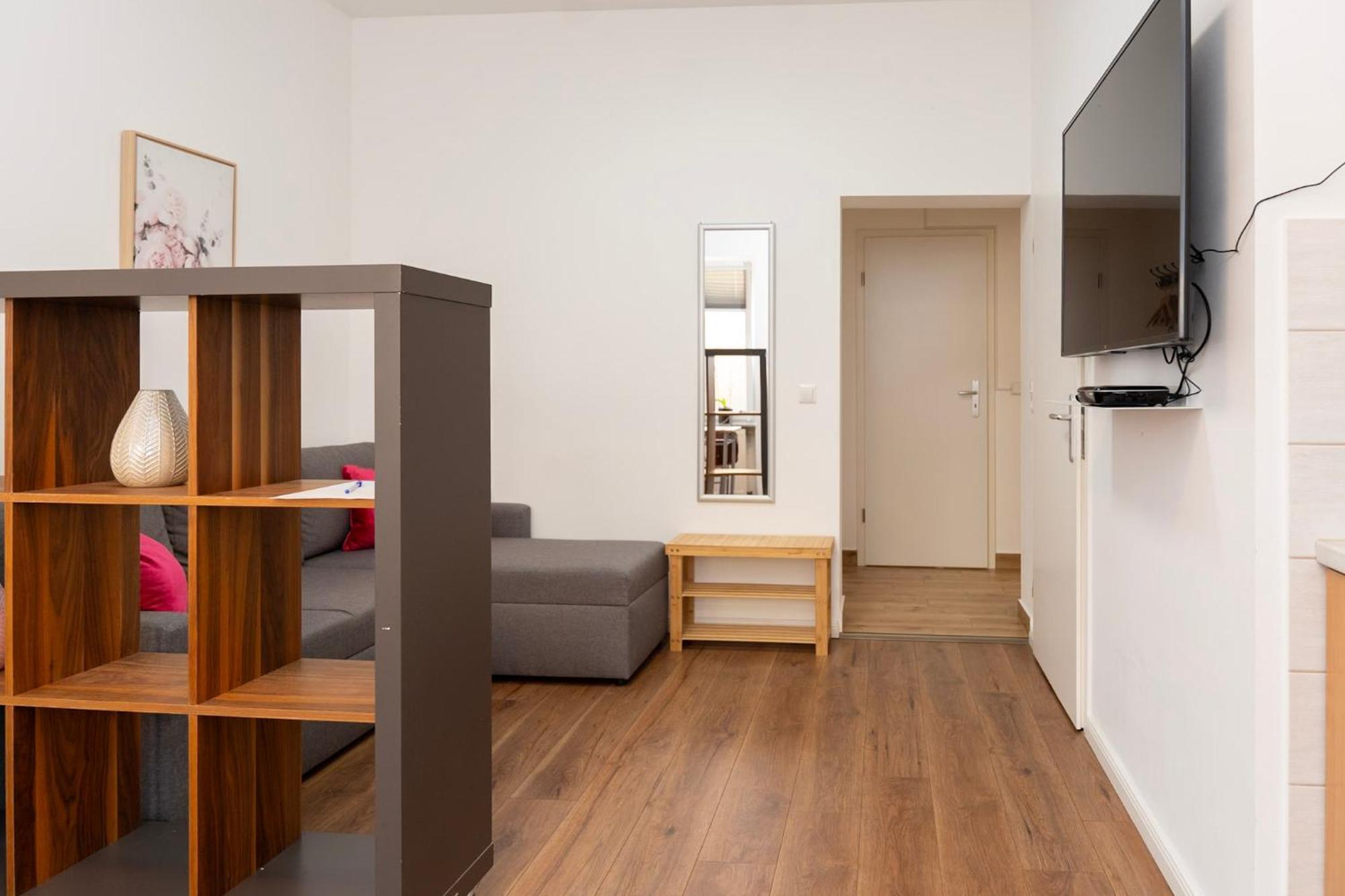 Cosy Nest - Apartment By Comfort Housing Falkensee Exterior foto